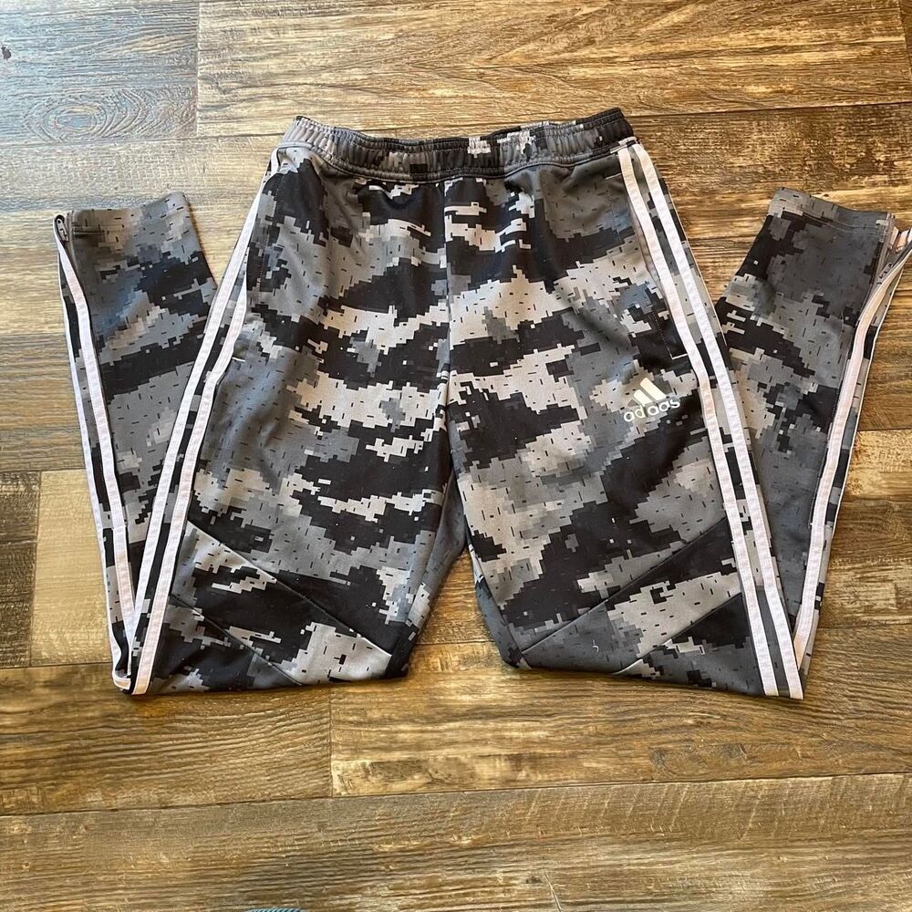 Adidas Men's Grey and Black Joggers-tracksuits